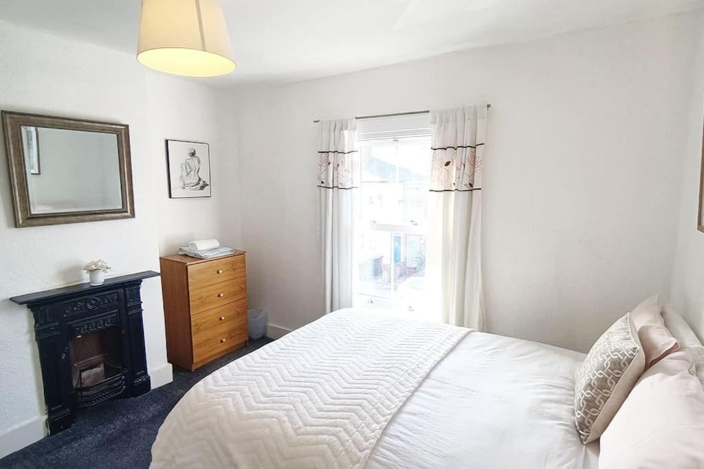 Cntrl Reading Modernized 3 Bedroom House Extérieur photo